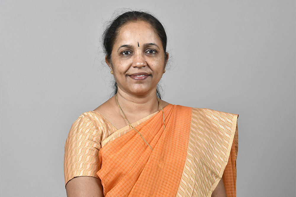 Mrs. Jyoti G. Nambaiar – Head mistress